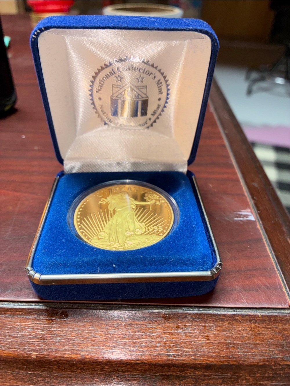 Gold Tone Commemorative Eagle Coin in Blue Display Case - Picture 3 of 8